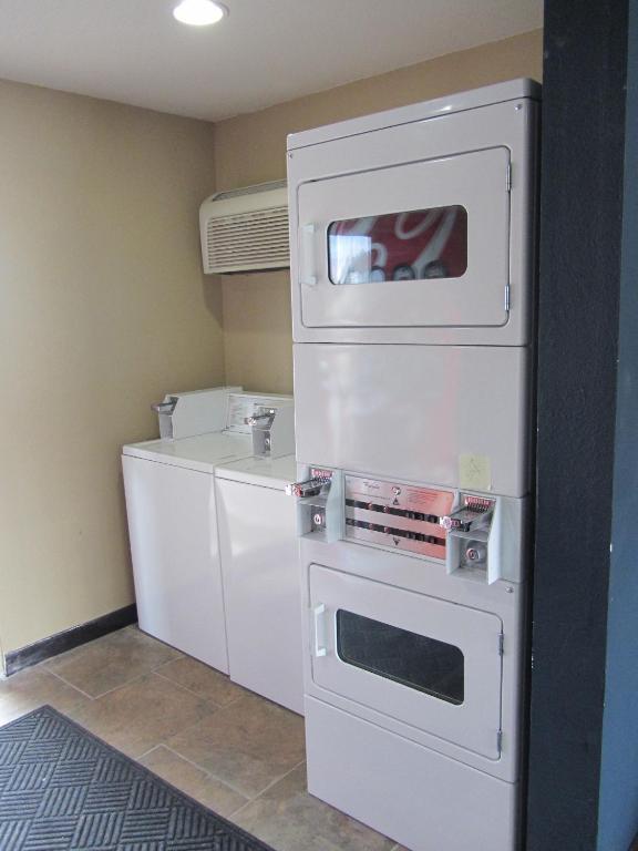 Howard Johnson By Wyndham Odessa Tx ภายนอก รูปภาพ